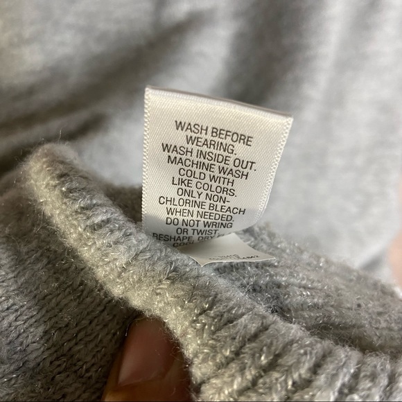 “Mama” llama fuzzy maternity sweater Size XL - Picture 9 of 11